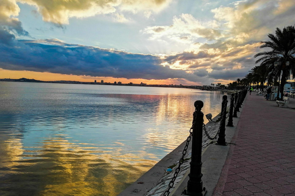 Walks & tourist spots (on foot / very close)